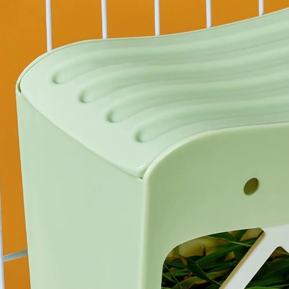 Hanging Rabbit Hay Feeder Anti-Tipping Large Capacity Rabbit Grass Rack with Lid Fixed Bunny Food Feeder Hamster Cage